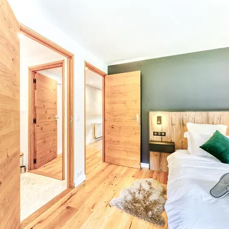 Apartamento De Luxe Avec Jacuzzi, Vue Montagne Et Jardin *