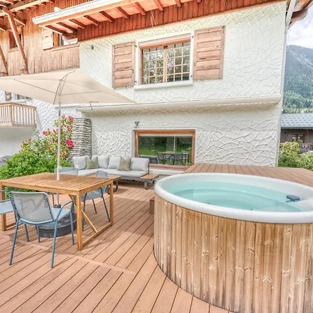 Appartement De Luxe Avec Jacuzzi, Vue Montagne Et Jardin Chamonix